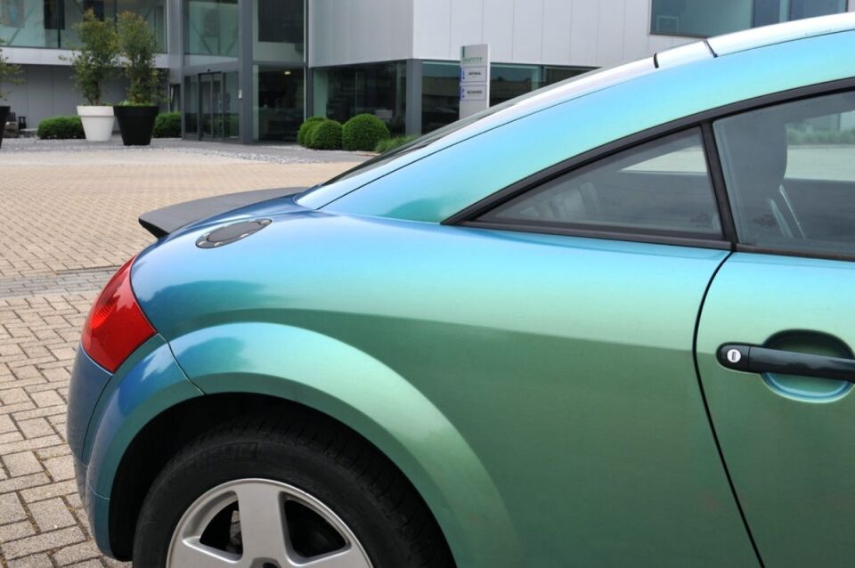 GRAFICAST Blue Metal