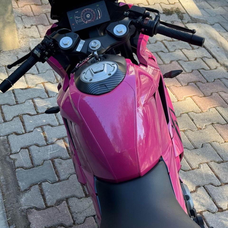 GRAFICAST Hot Pink Glitter