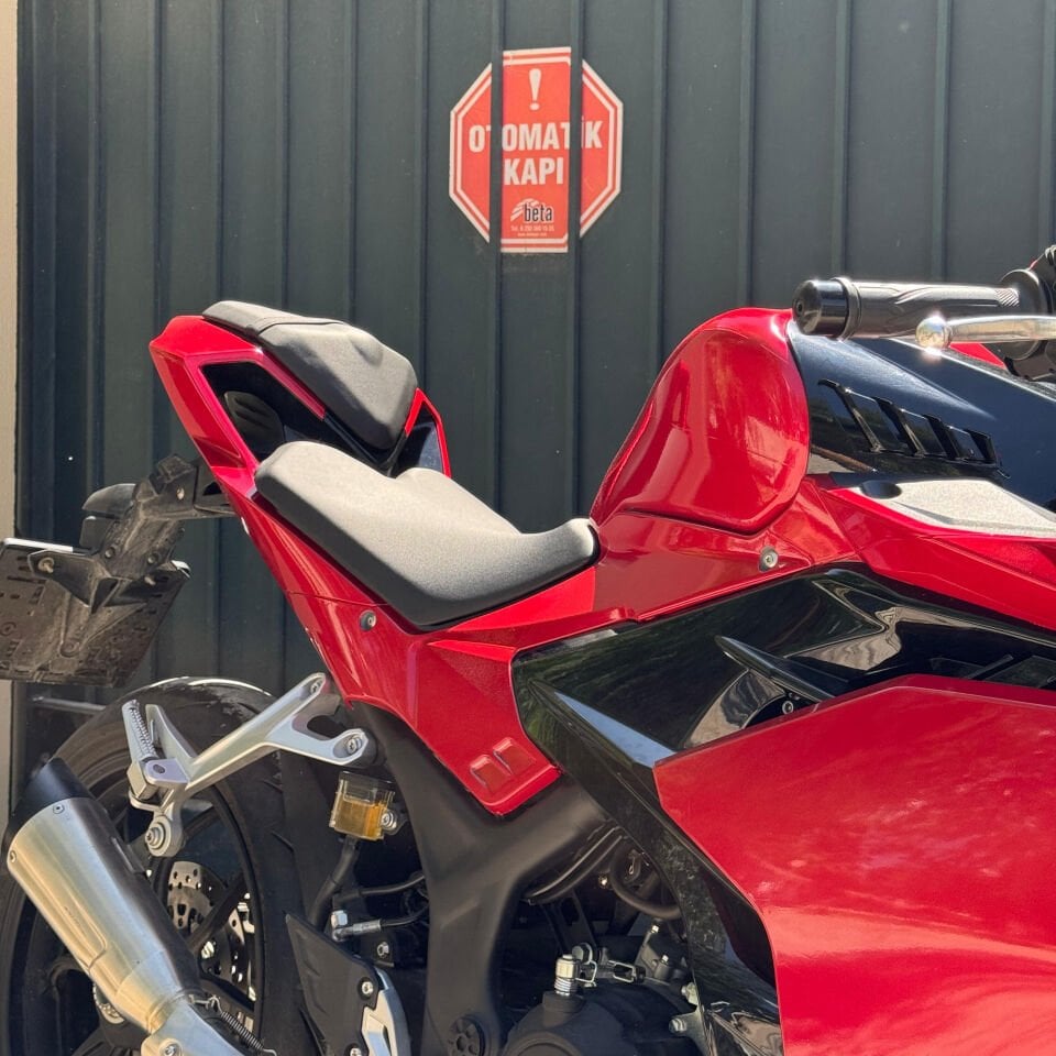 KPMF Vengeance Red Gloss