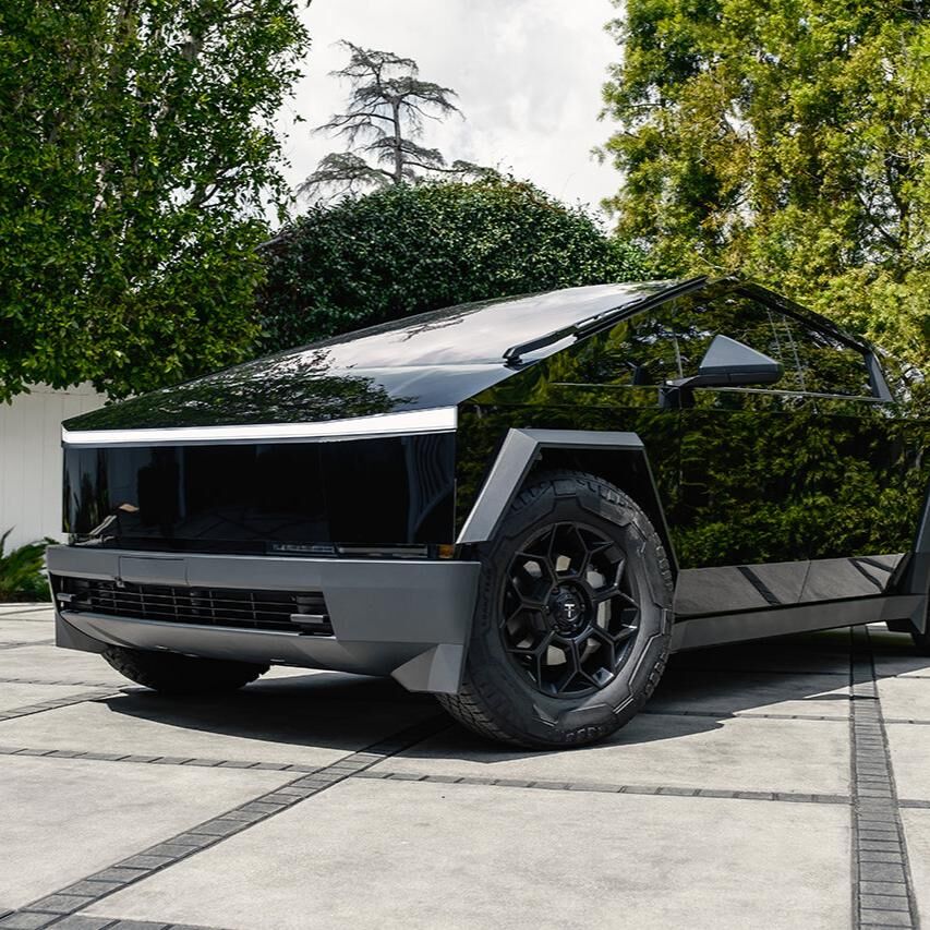 AVERYDENNISON Gloss Black