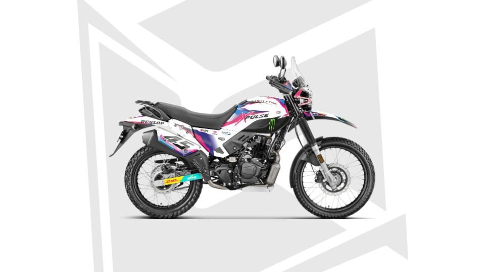 XPulse200 PINK WAVES DESIGN